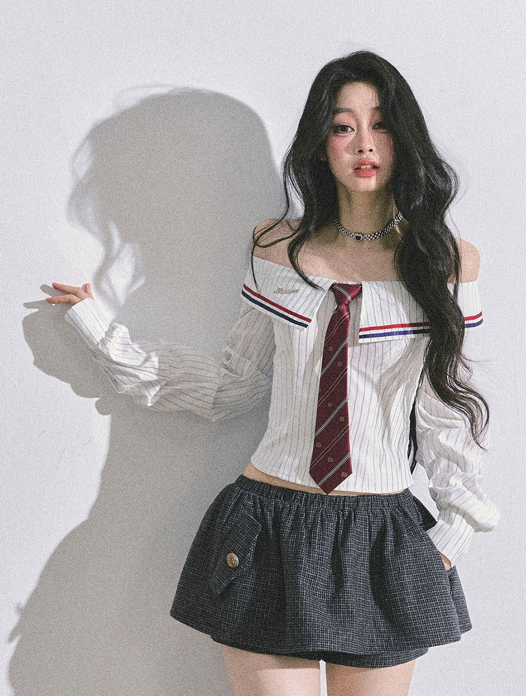 One-shoulder Long-sleeved Striped Shirt DIA0595
