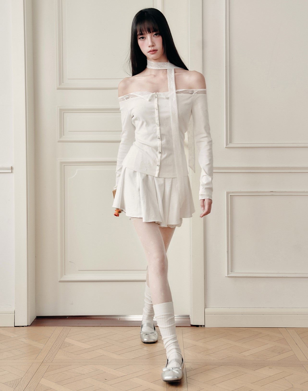 White Lace One-Shoulder Top/Embroidered Skirt FRA0415