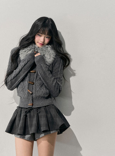 Fur collar Horn Button Cable Knit Cardigan DIA0759