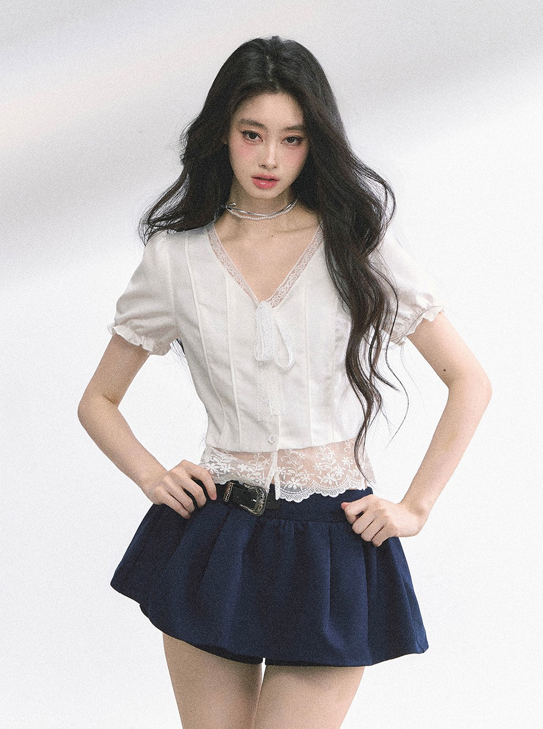 Lace V-neck Puff Sleeve Shirt DIA0521