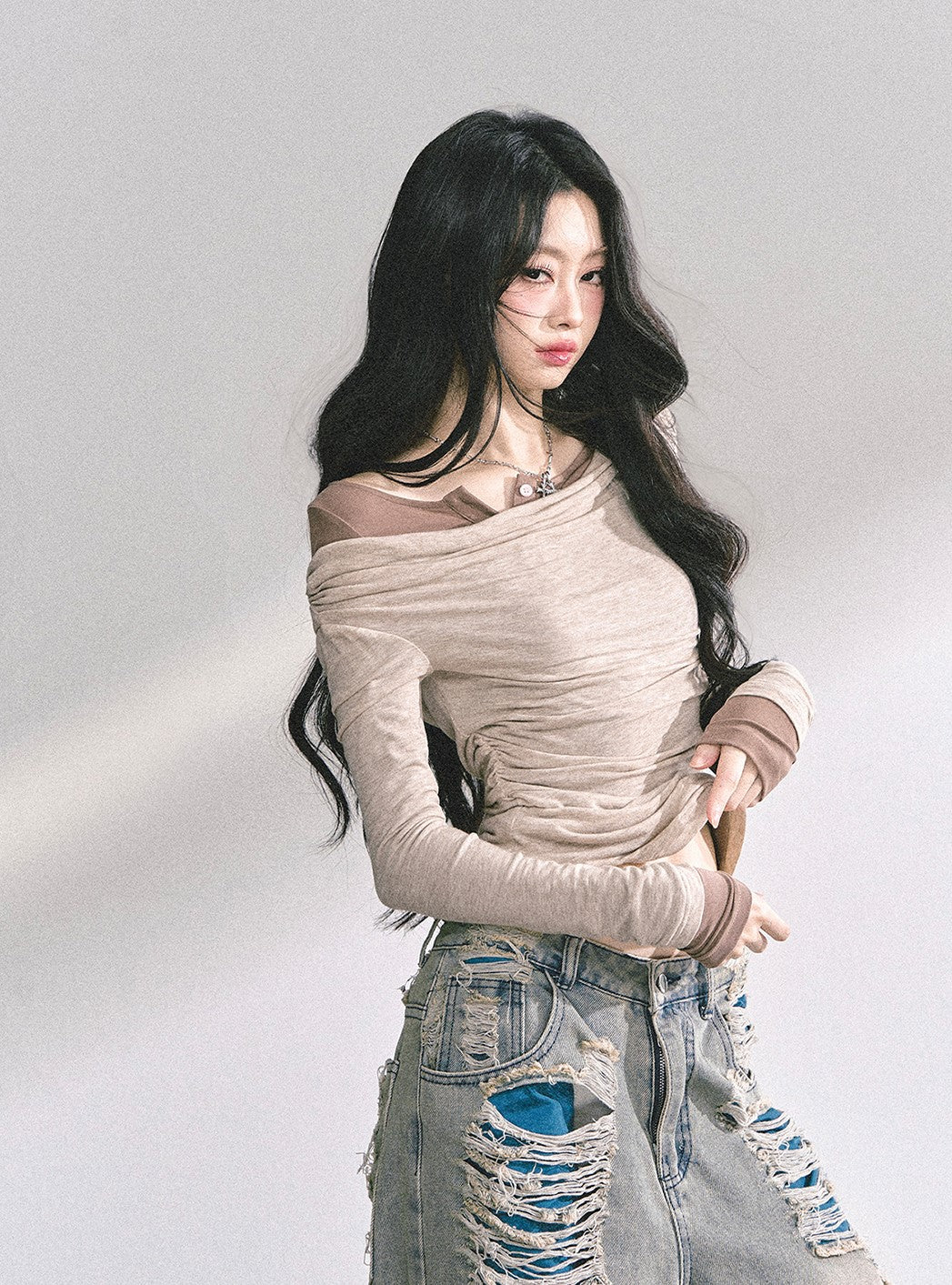 Fake Two-piece Off-shoulder T-shirt DIA0546