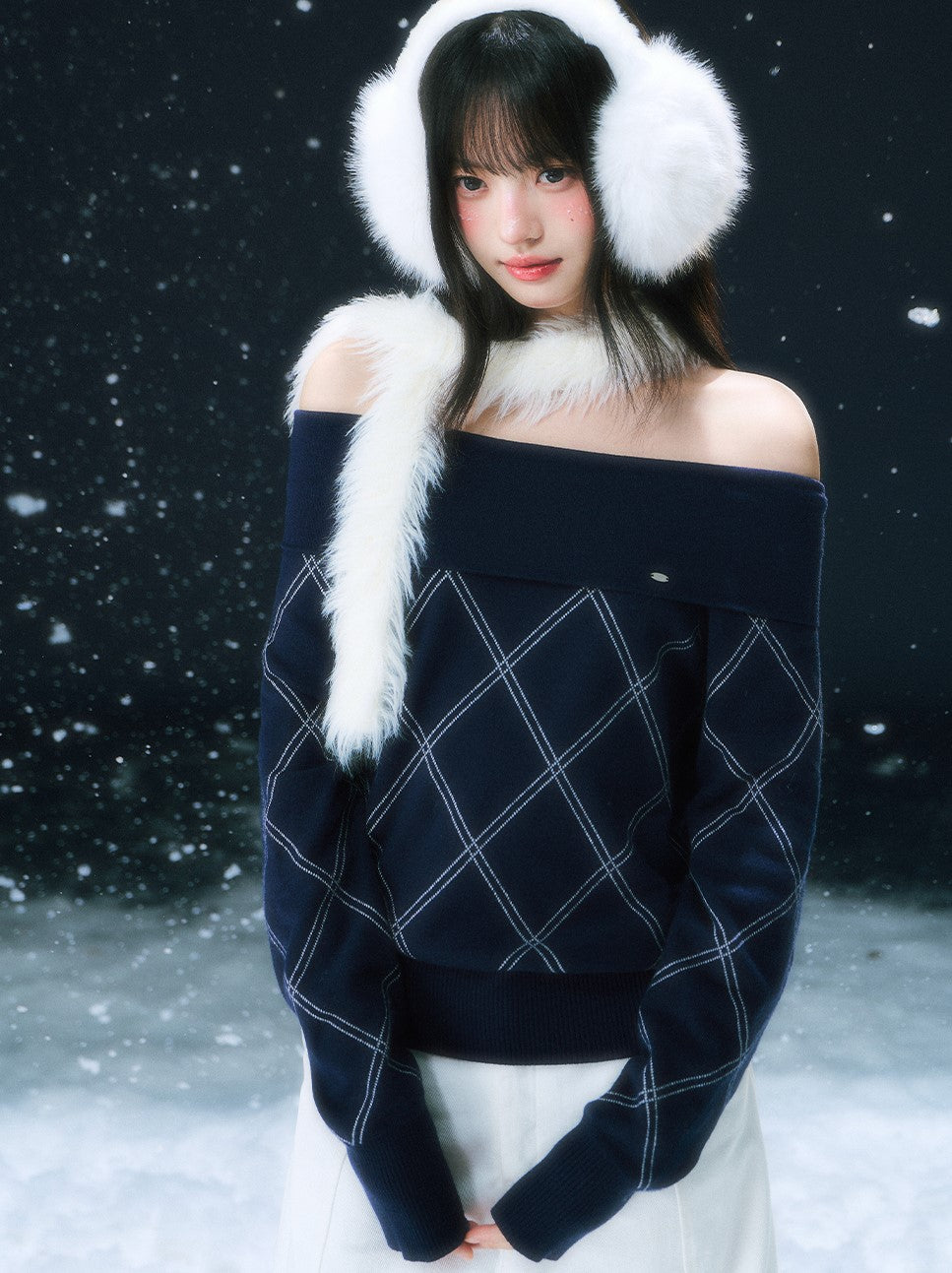 Off-Shoulder Diamond Pattern Sweater WEE0107