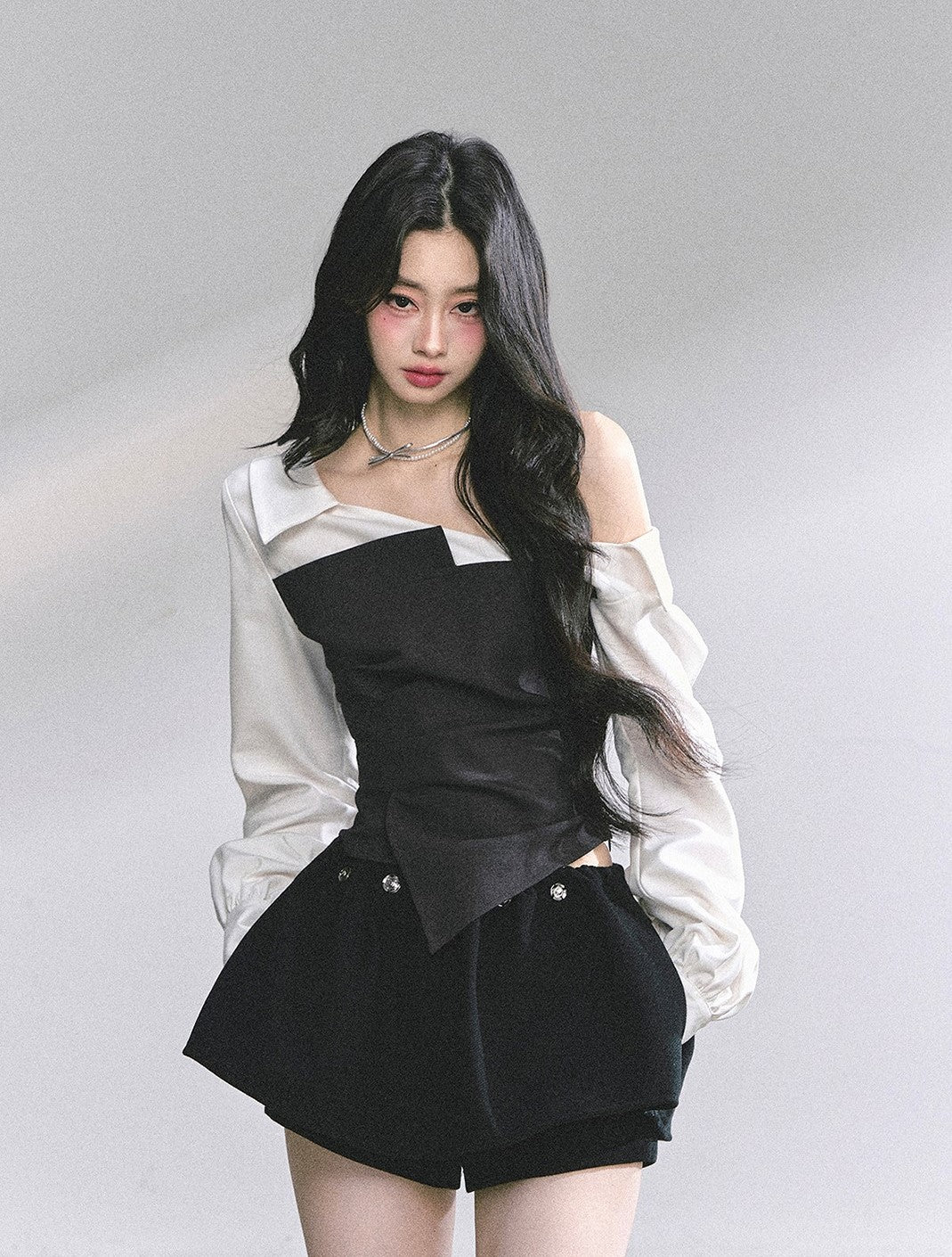 Fake Two-piece Off-shoulder Shirt DIA0556