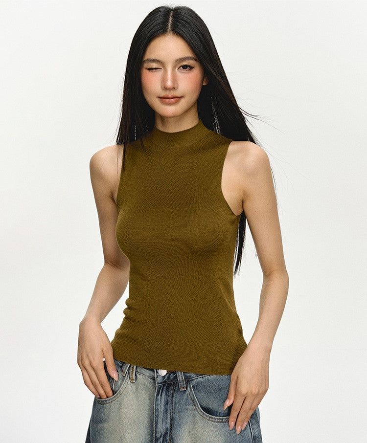 Mid-neck Knitted Sleeveless Top ANA0018