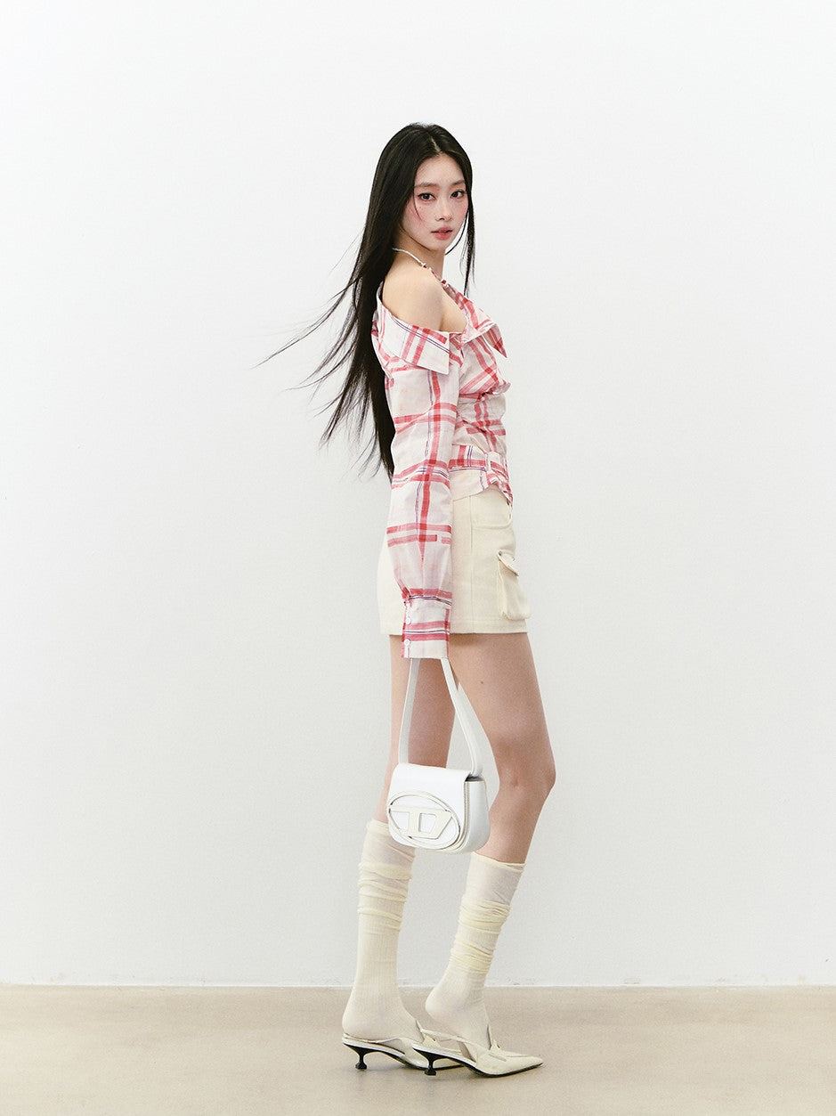 Off-shoulder Belt Plaid Shirt VIA0266