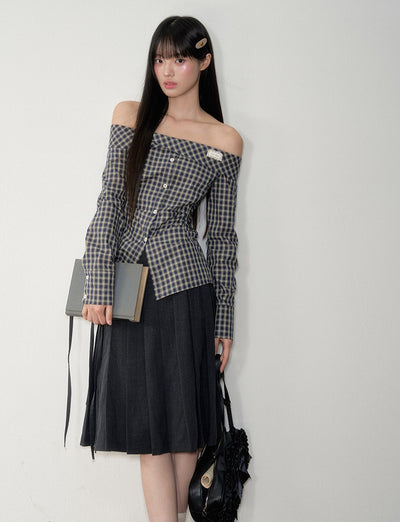 Off-shoulder Long-sleeved Plaid Shirt SOO0023