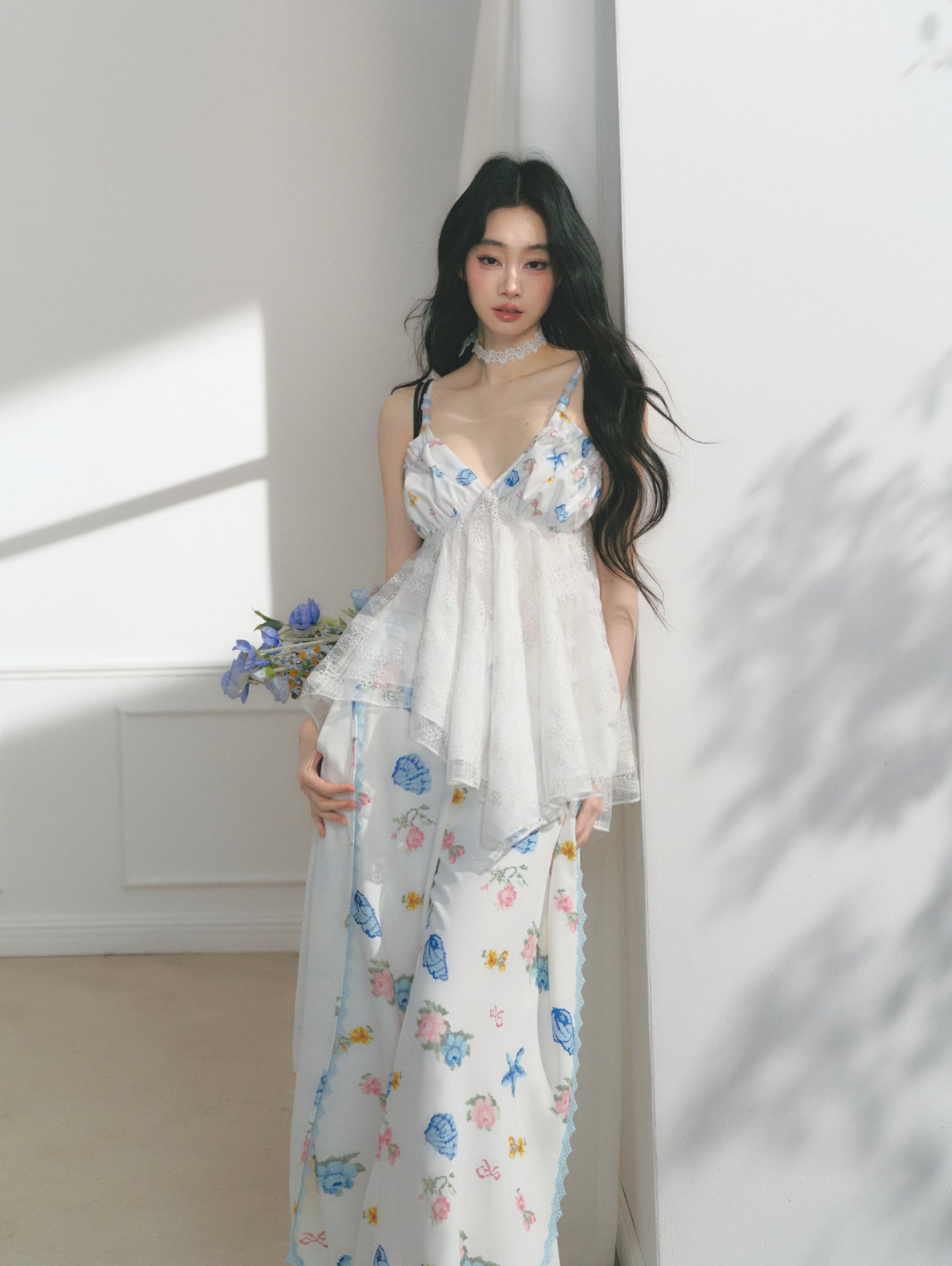 White Flower Printed Lace Camisole SAL0177