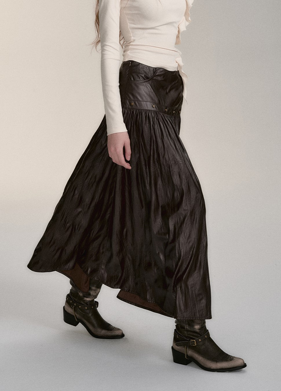 Mid-length Design Imitation Pleated Leather Skirt VIA0177