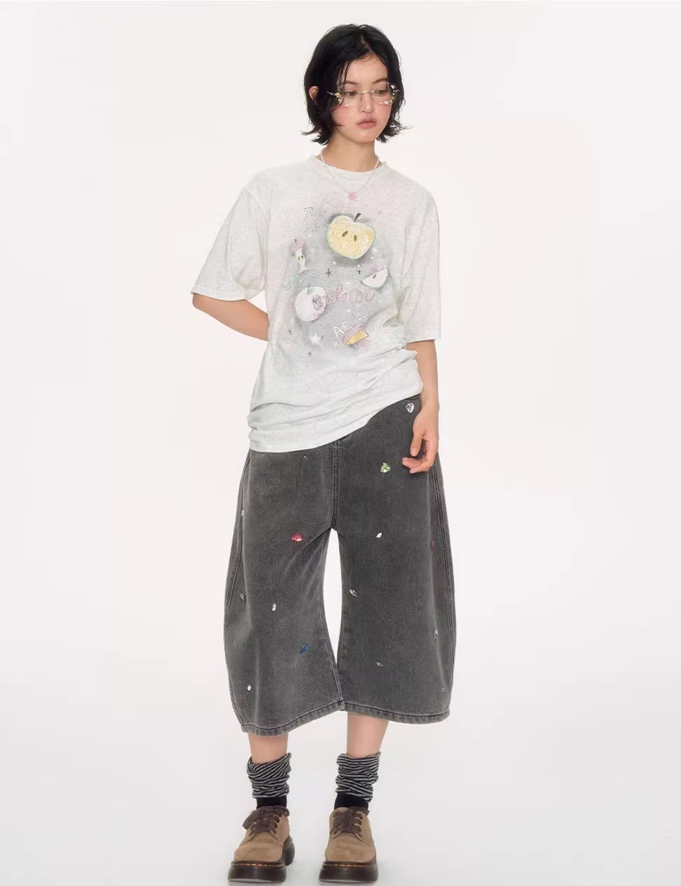 Sewing Diamond Design Scimitar Jeans NEC0225