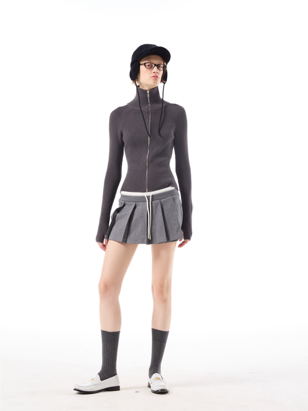 Stand Collar Skinny Zipper Sweater AOA0042