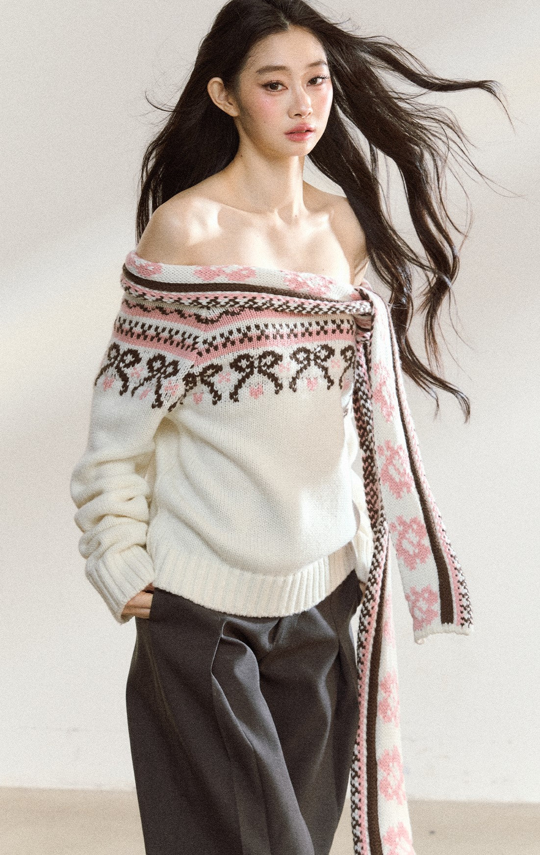 White Off-shoulder Jacquard Sweater SHI0219