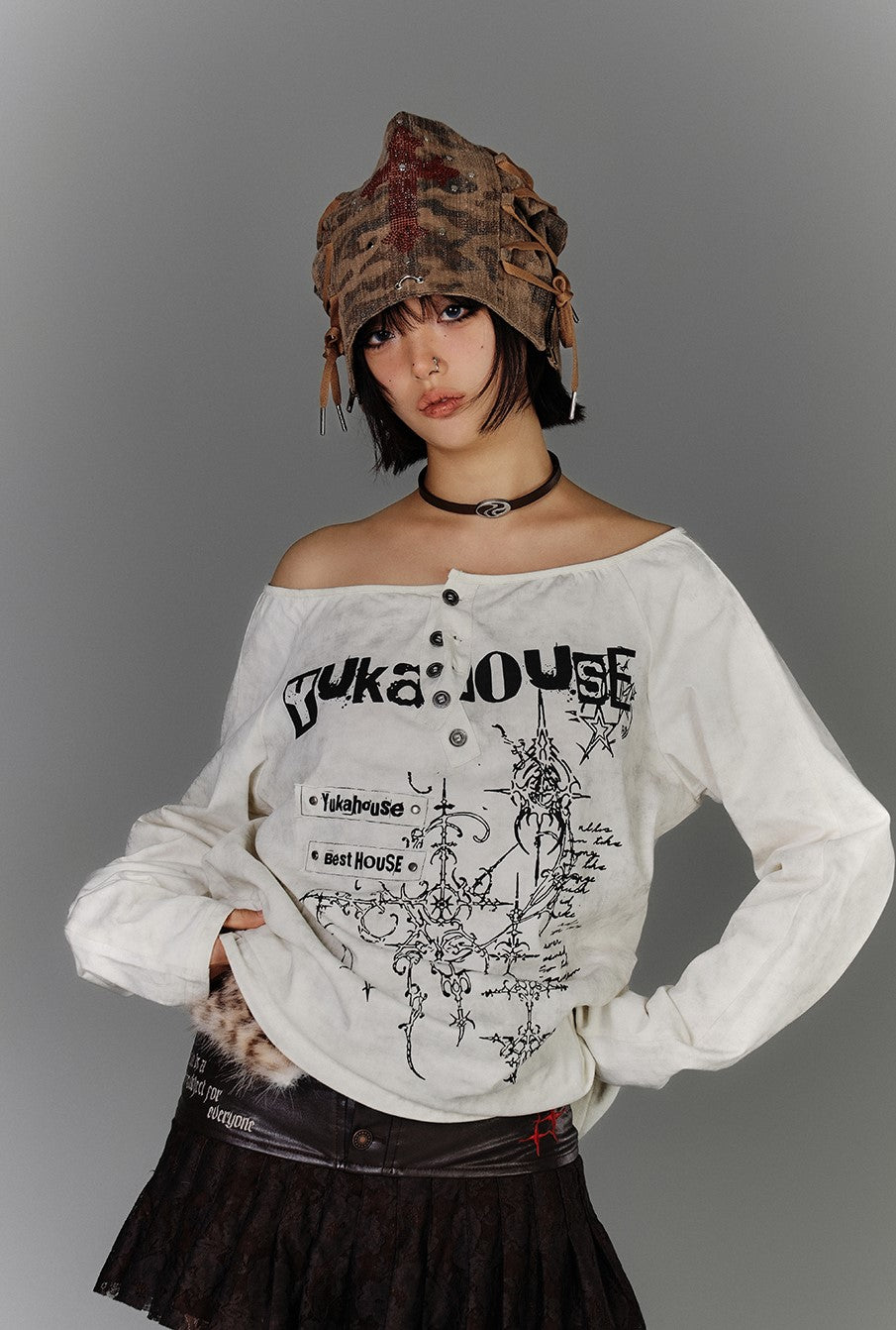 One-shoulder Henley Collar Punk T-shirt KIN0138
