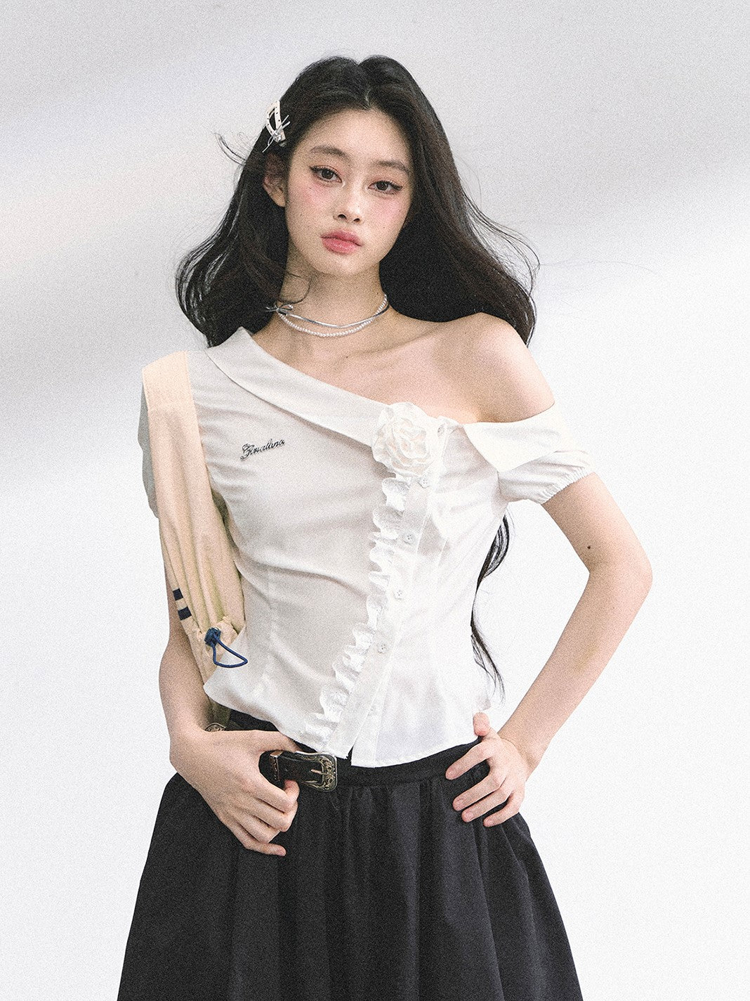 Lace Off-shoulder Flower Shirt DIA0524