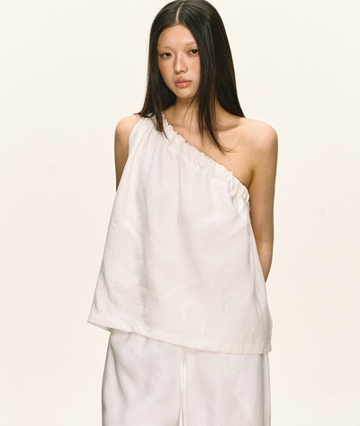 Niche Oblique Shoulder Sleeveless Top ANA0037