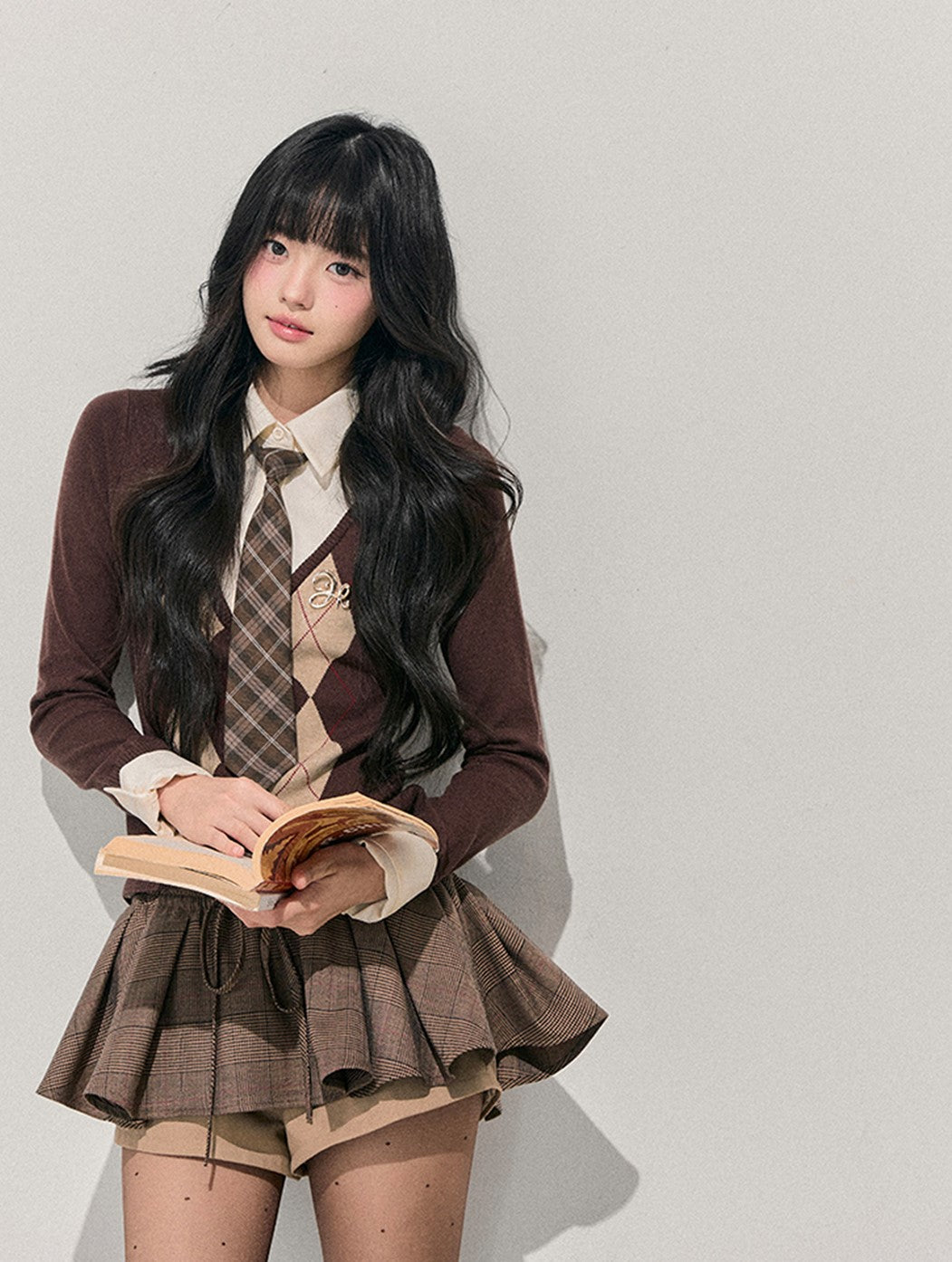 Faux Two-Piece Diamond Pattern Sweater DIA0747