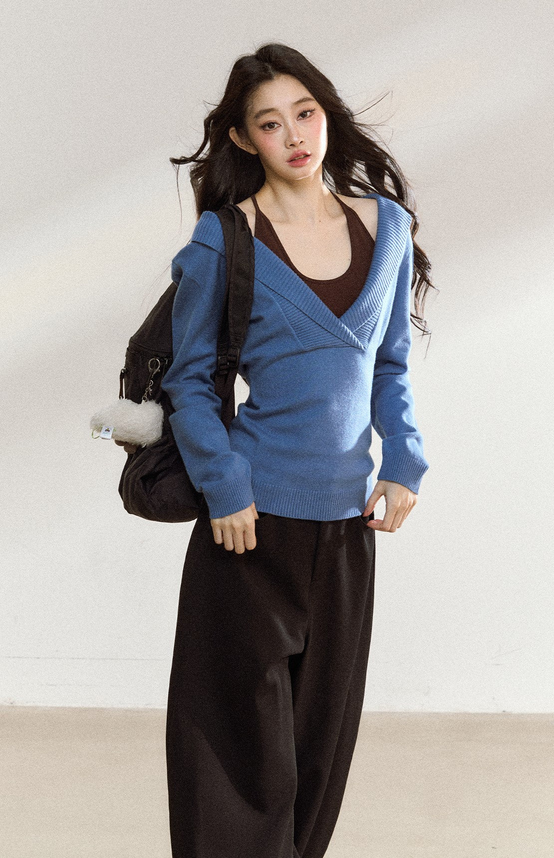 Blue V-neck Loose Sweater SHI0221