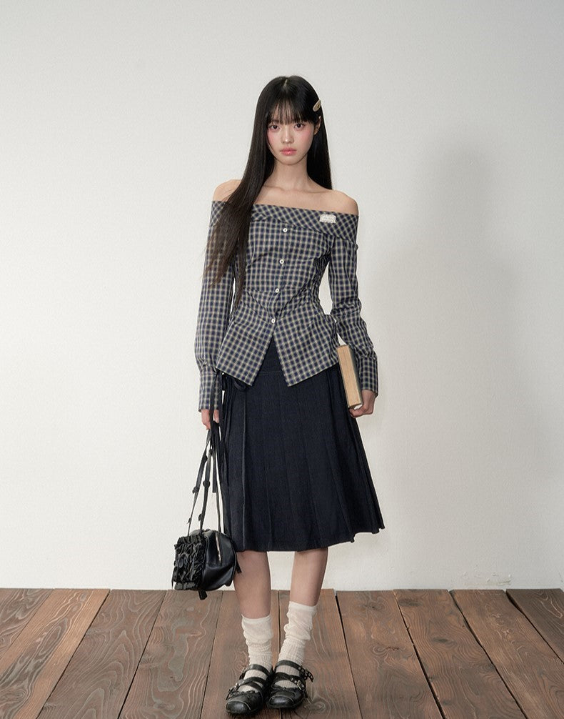 Off-shoulder Long-sleeved Plaid Shirt SOO0023