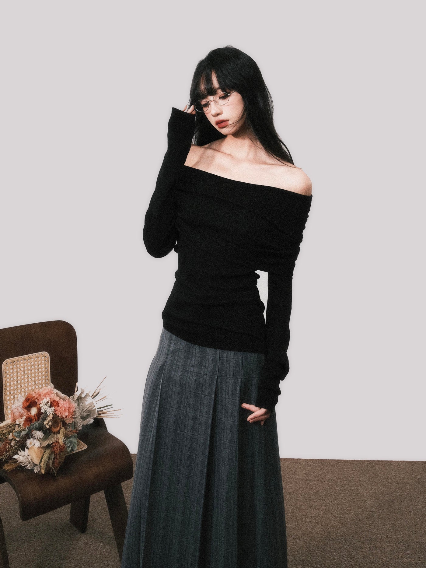 Lazy One Shoulder Slim Knitted Sweater LUL0111