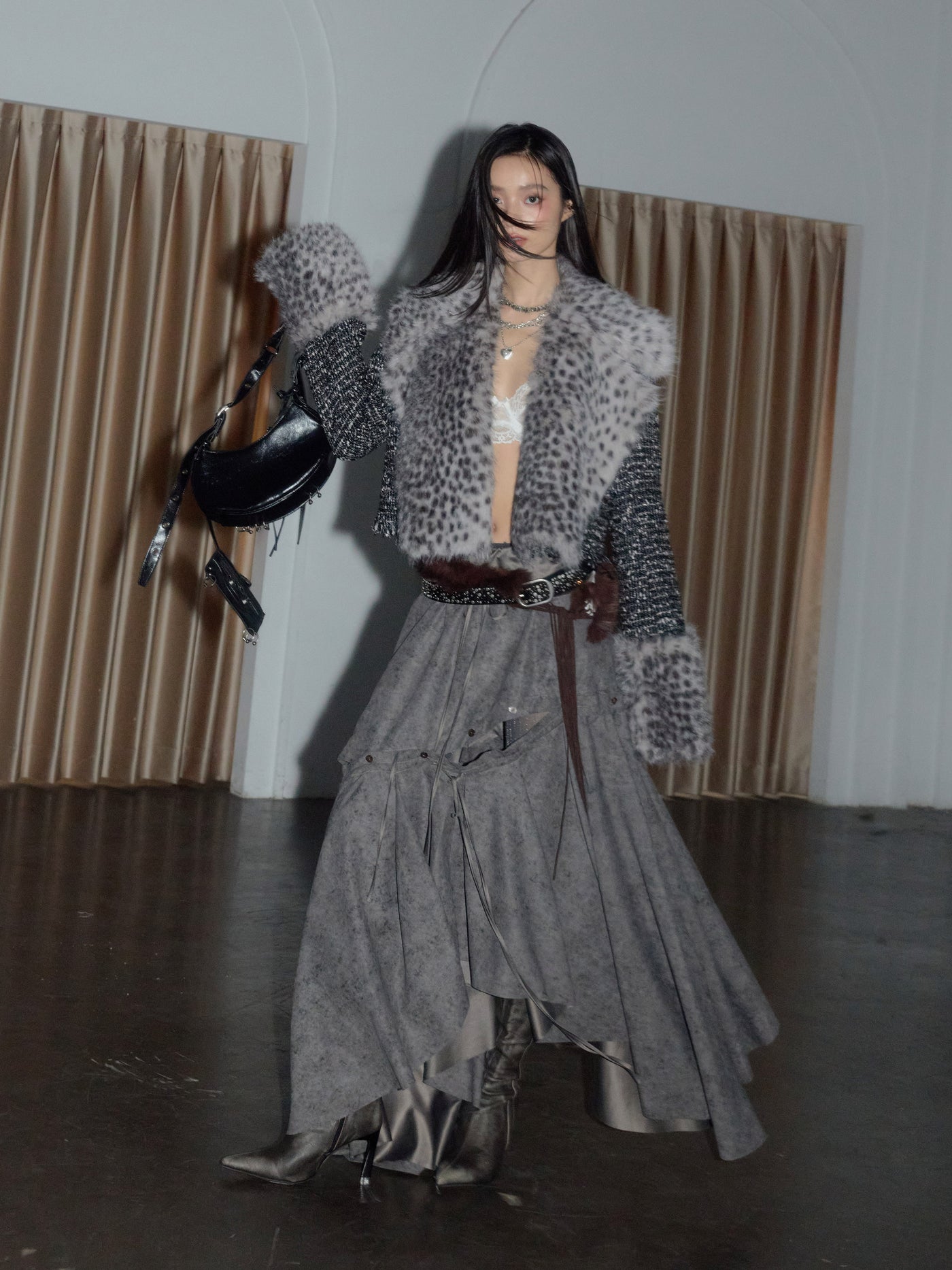 Leopard Print Faux Fur Short Jacket JNY0273