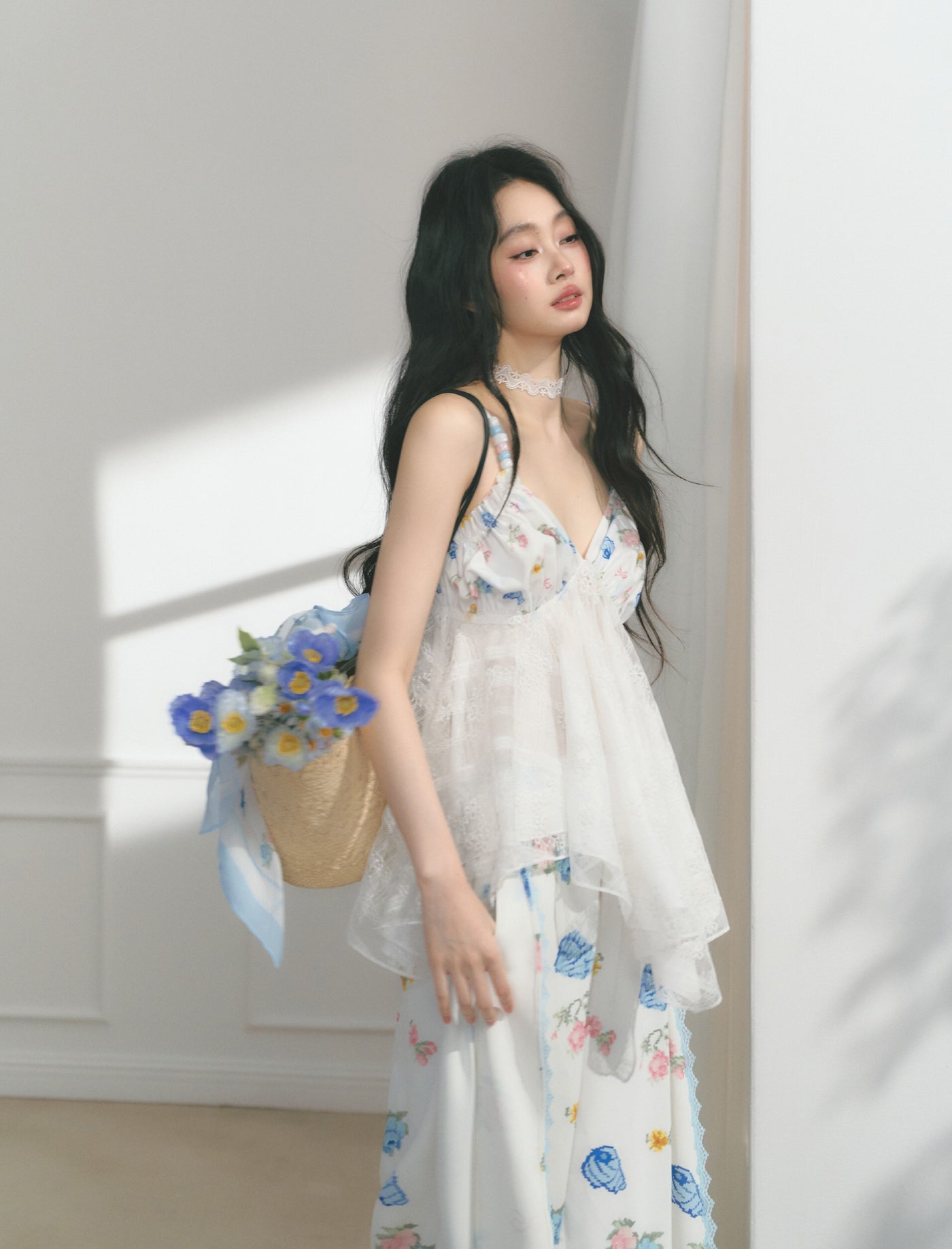 White Flower Printed Lace Camisole SAL0177