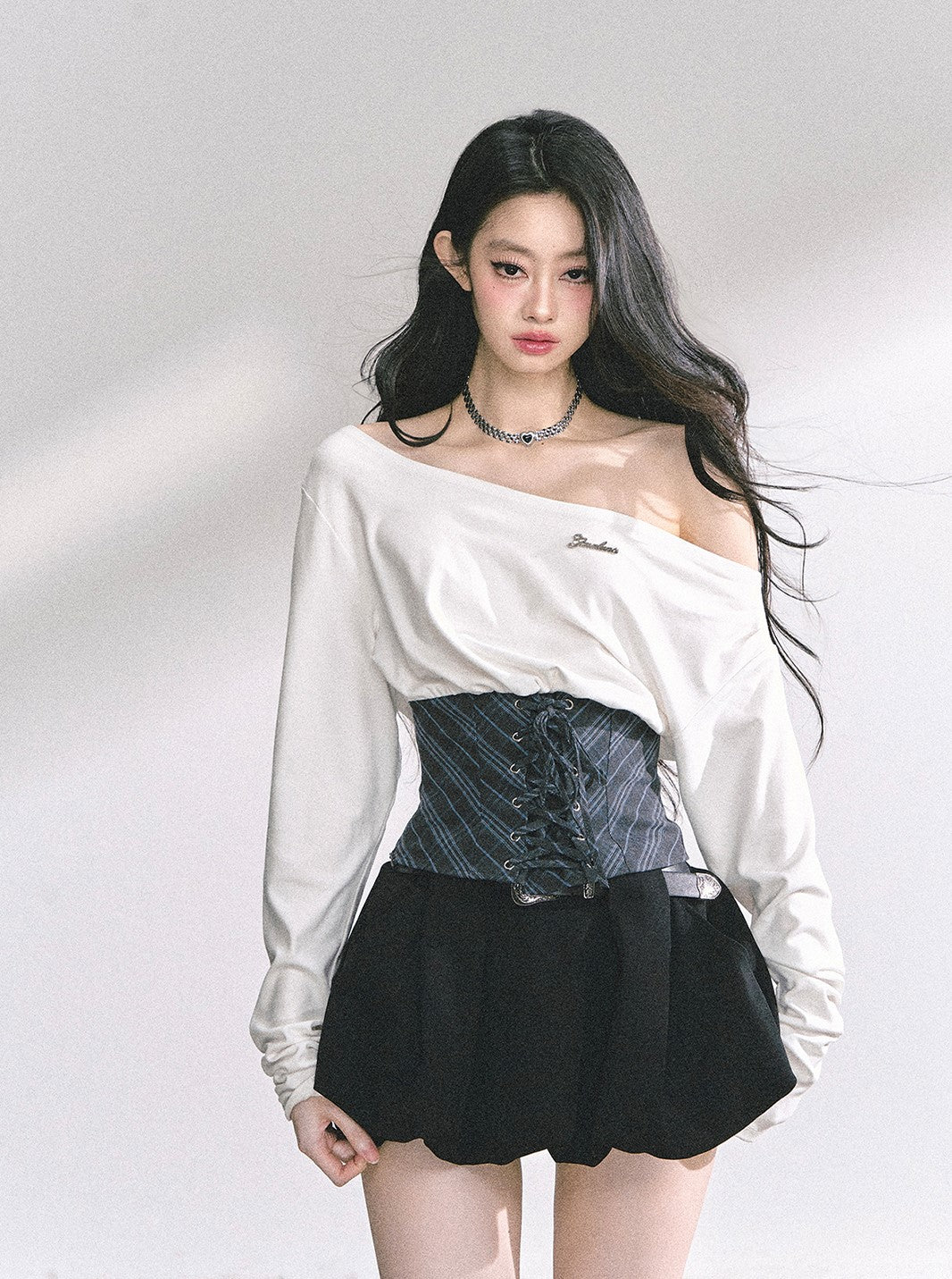 Oblique Shoulder Loose T-shirt DIA0544