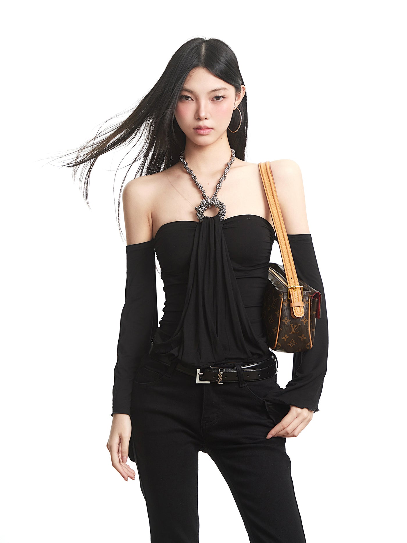 Off-Shoulder Long-Sleeve Bandeau T-Shirt UNC0312