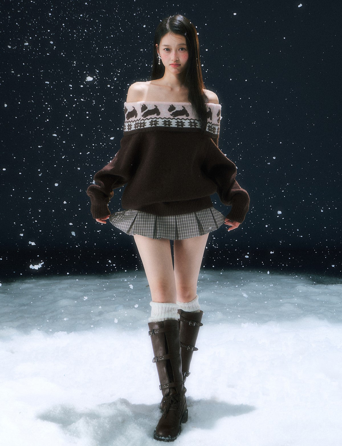 Off-Shoulder Sweater/Plaid Skirt WEE0101