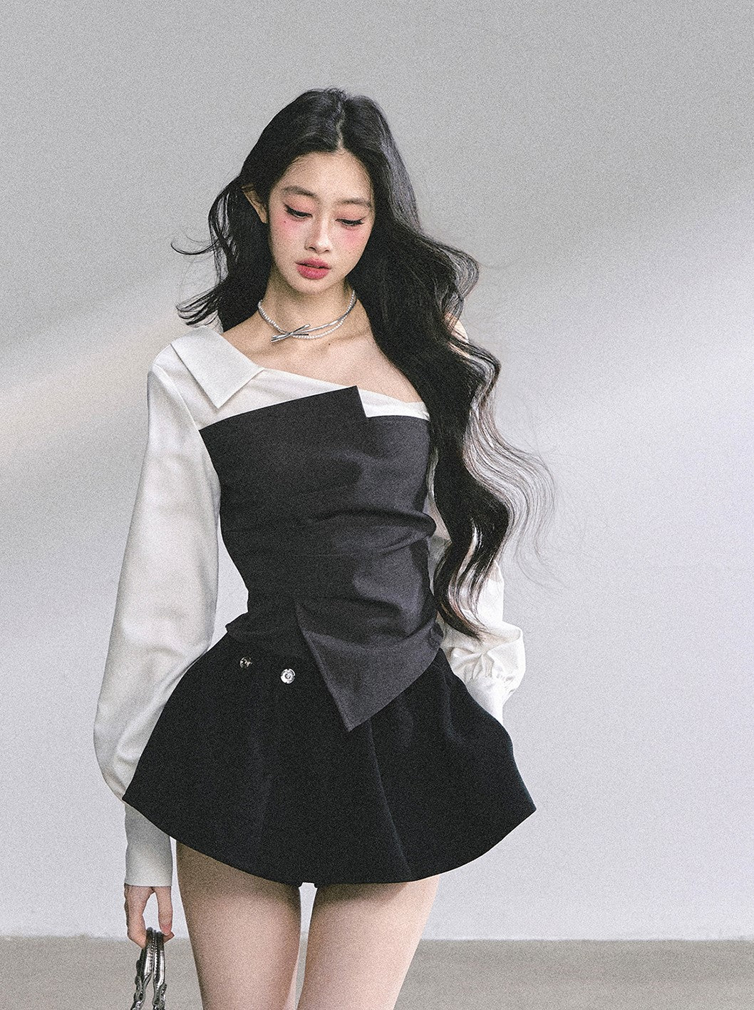 Fake Two-piece Off-shoulder Shirt DIA0556