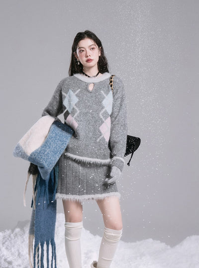 Diamond Monet Gray Wool Sweater/Skirt COT0194