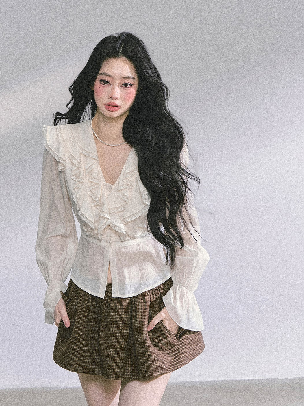 French V-neck Lace Ruffled Shirt DIA0587
