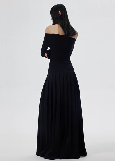 Slim And High-end One-line Collar Long-sleeved Black Dress SHO0015