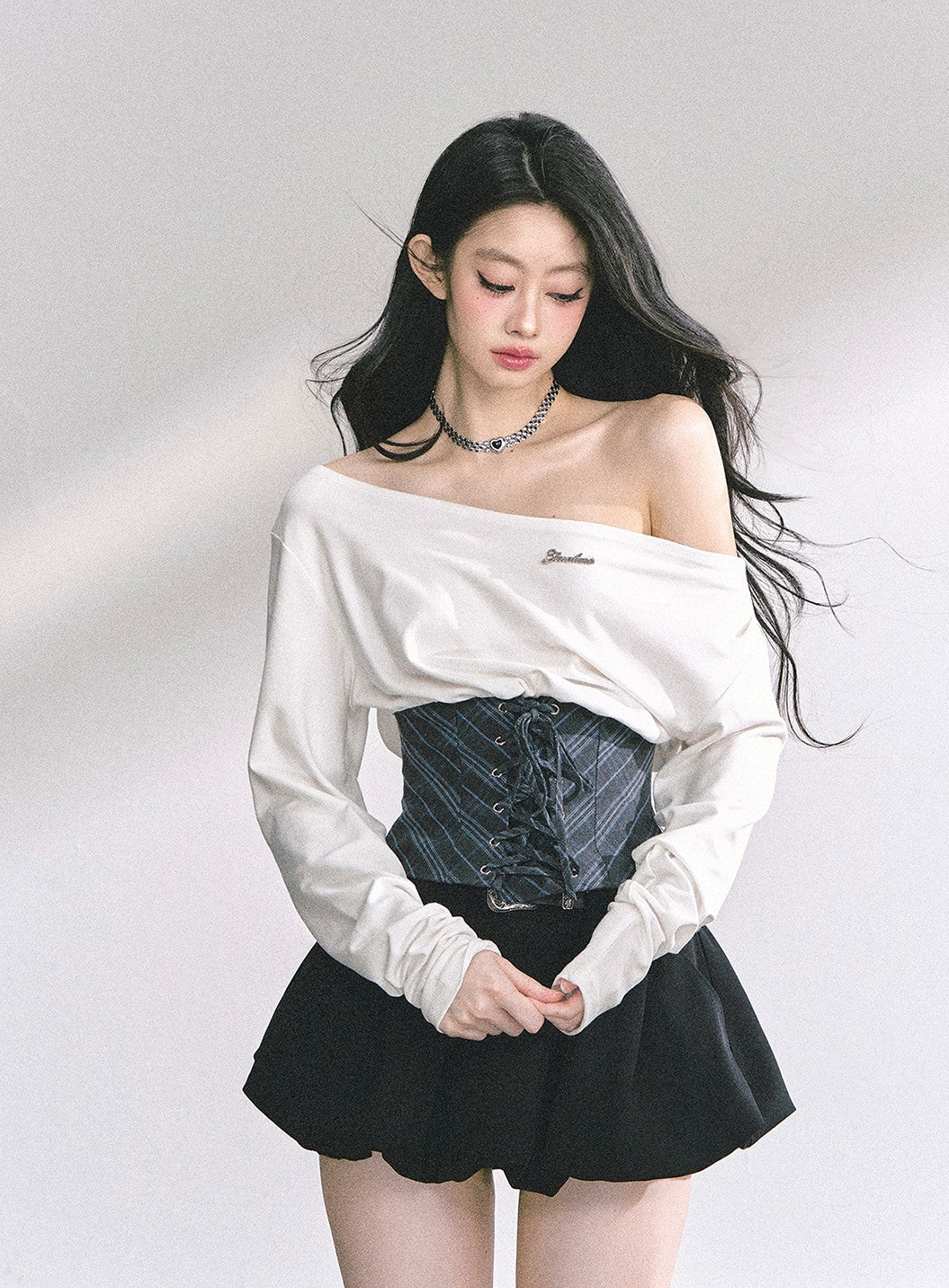 Oblique Shoulder Loose T-shirt DIA0544
