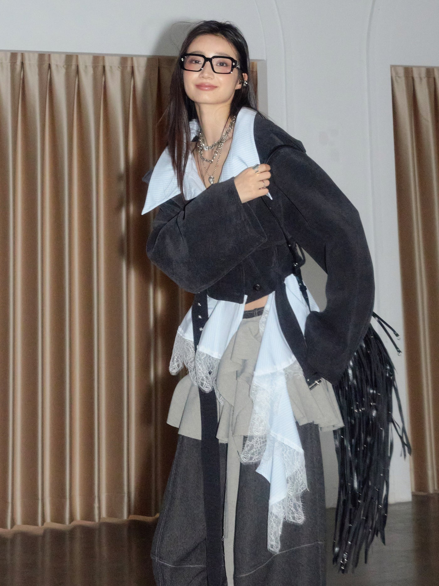 Off-Shoulder Faux Two-Piece Lace Short Jacket JNY0270