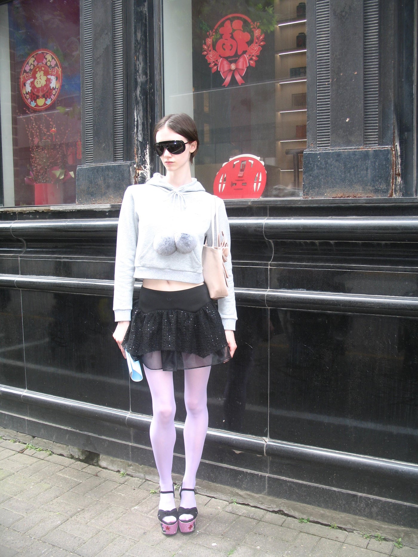 Cropped Long-sleeved Pompom Hoodie AOA0035