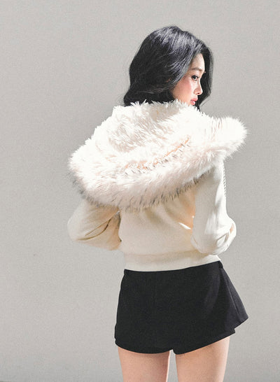 Snowy Fur Hooded Pocket Jacket DIA0717