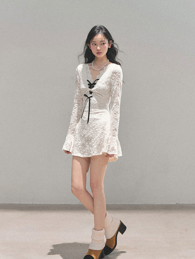 V-neck Long-Sleeved Lace Dress DIA0727