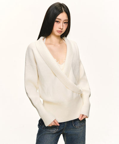 White V-neck Sweater/Lace Camisole ANA0091