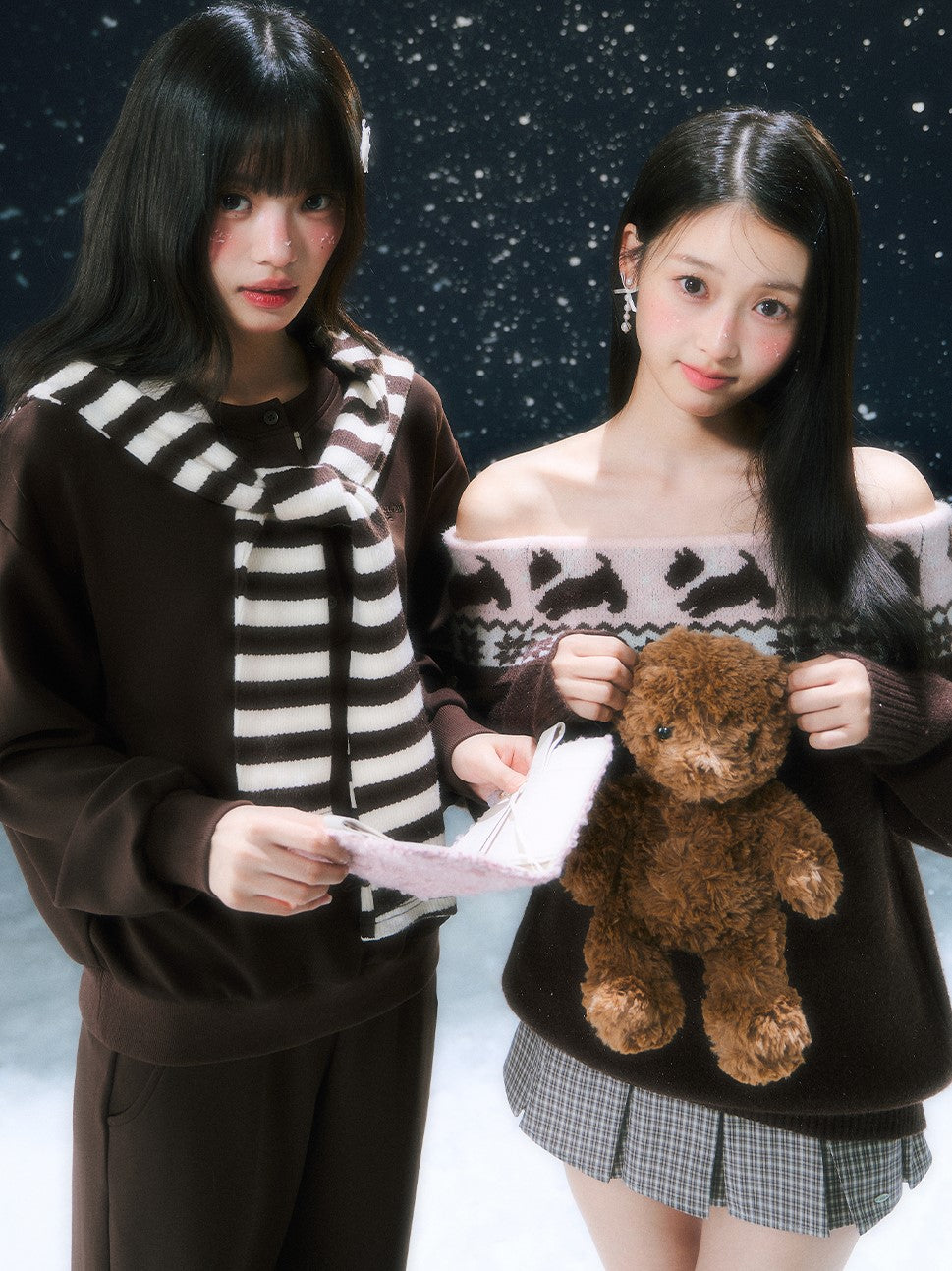 Off-Shoulder Sweater/Plaid Skirt WEE0101