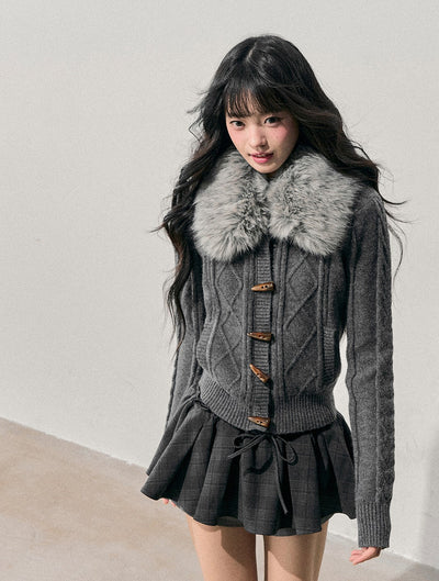 Fur collar Horn Button Cable Knit Cardigan DIA0759