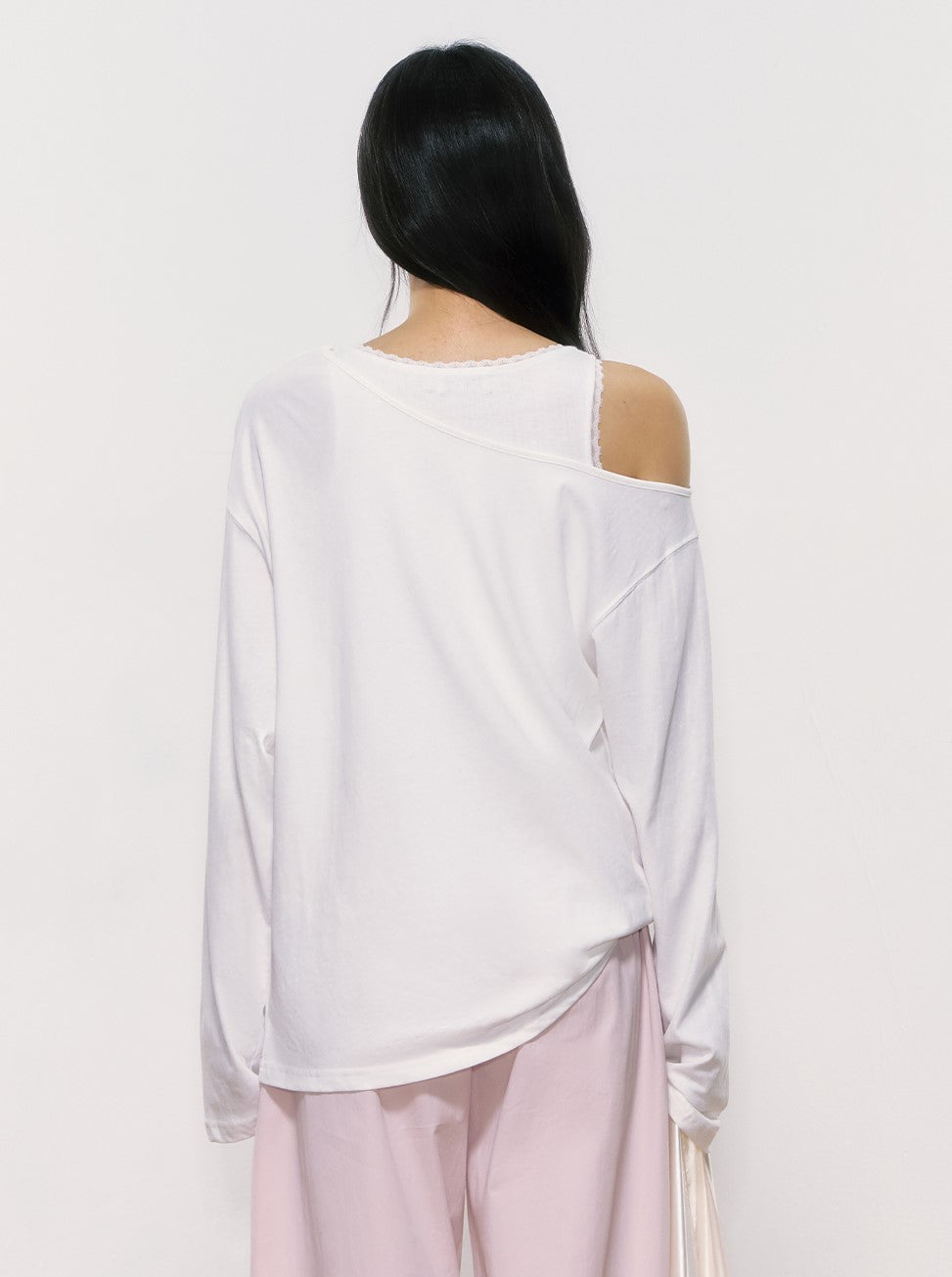 Flower Printed Off-shoulder T-shirt WEE0056