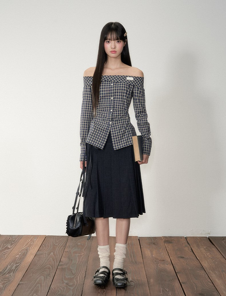 Off-shoulder Long-sleeved Plaid Shirt SOO0023