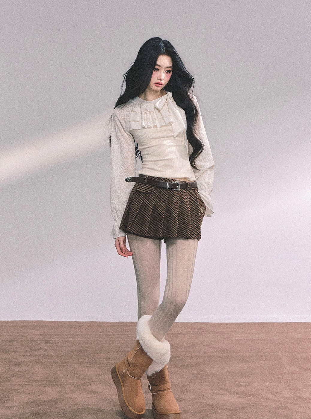 Fake Two-piece Lace Knitted Shirt DIA0657