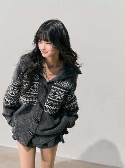 Horn Button Nordic Pattern Cardigan DIA0761