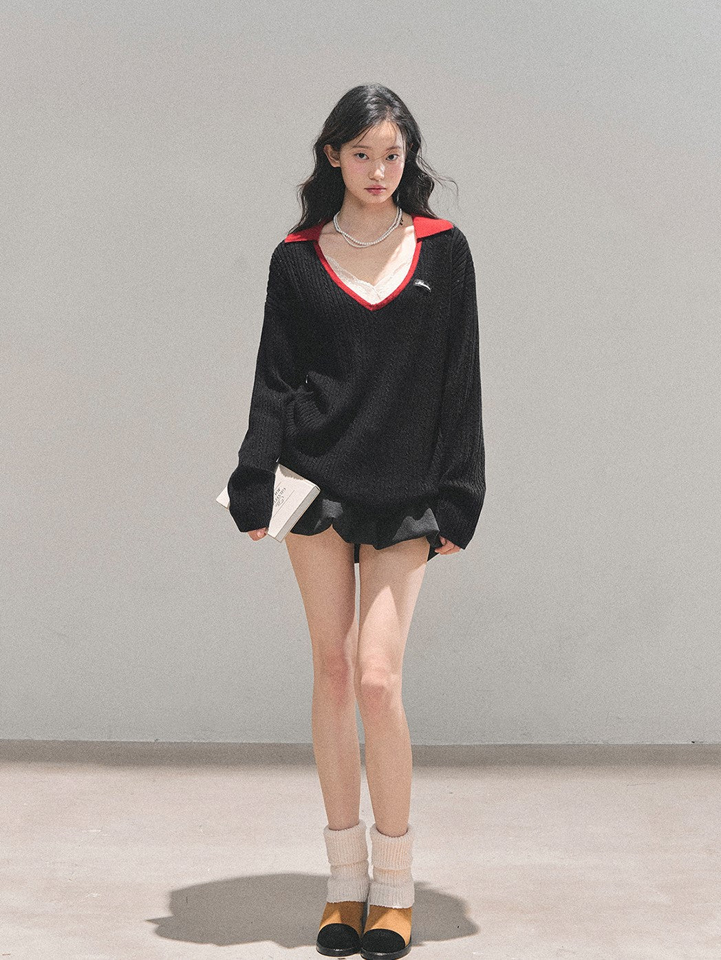 Large V-neck Casual Sweater DIA0726