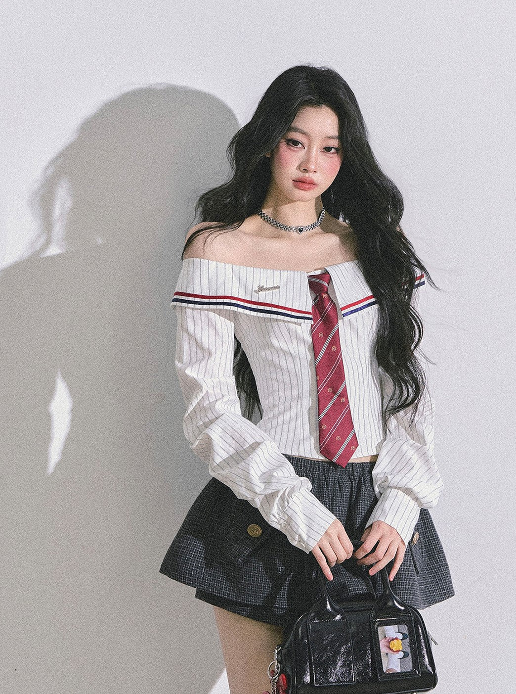 One-shoulder Long-sleeved Striped Shirt DIA0595