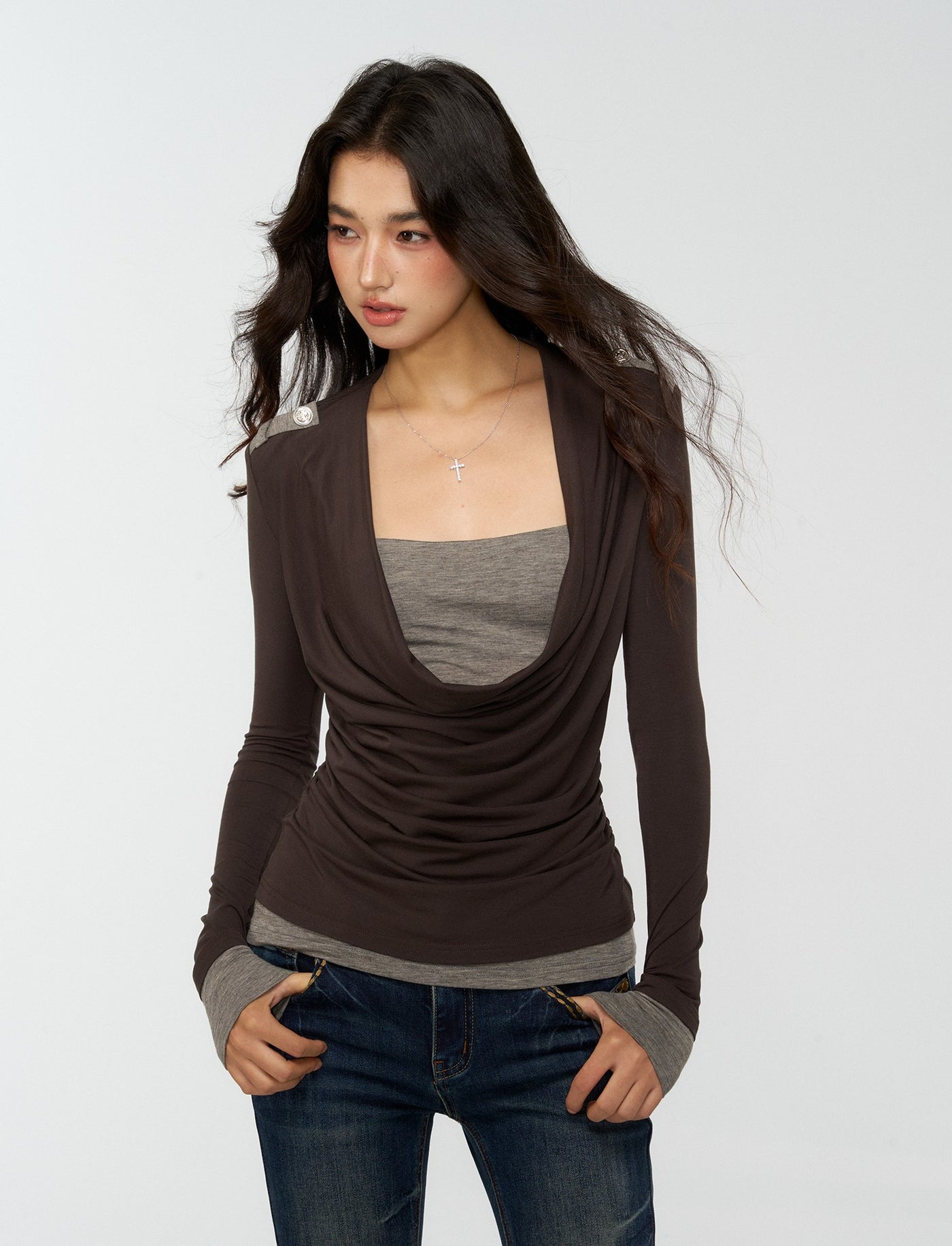Draped Collar Layering Base T-shirt 4MU0162