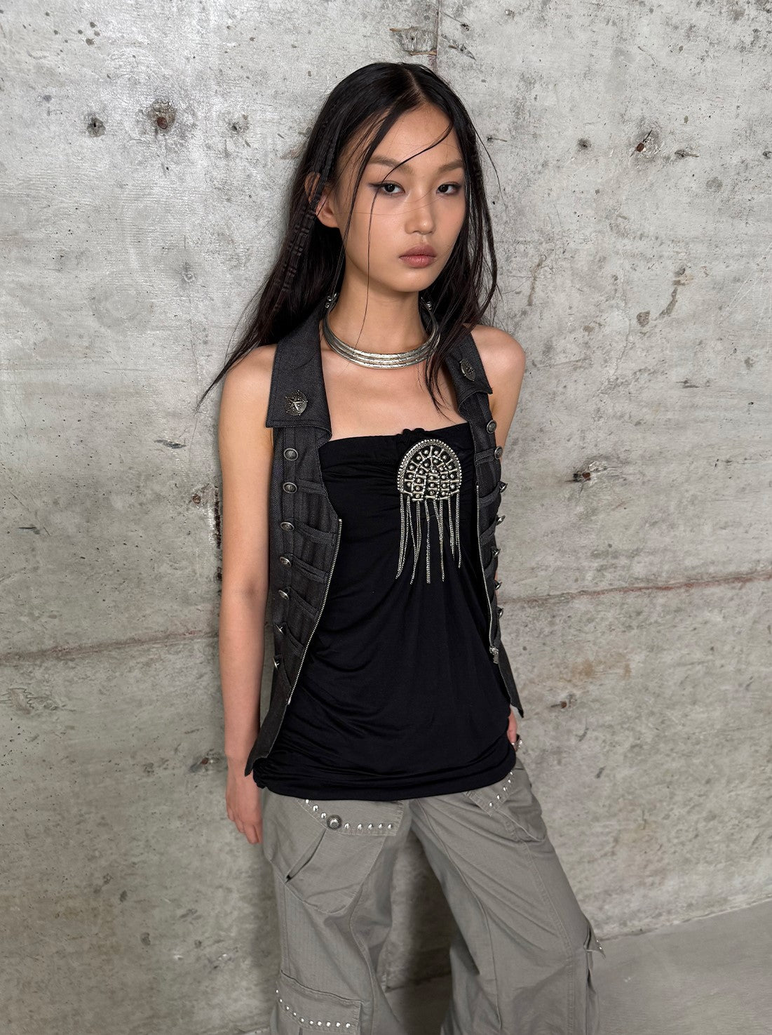 Metal Buckle Decoration Tube Top DOU0136