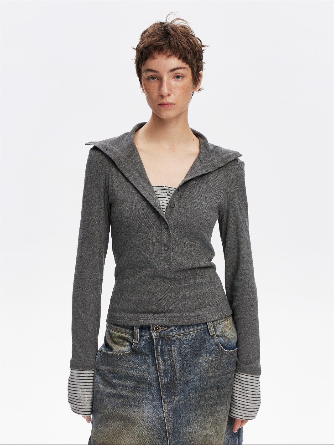 Stand Henley Collar Casual T-shirt SAL0204