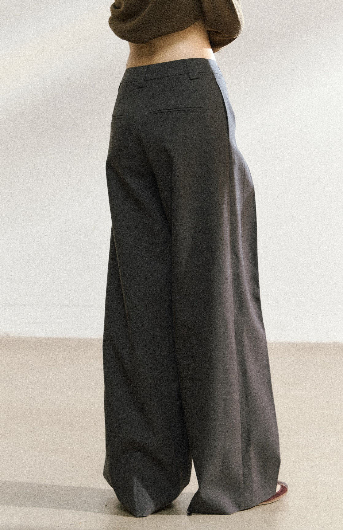 Gray Straight Drape Pants SHI0205