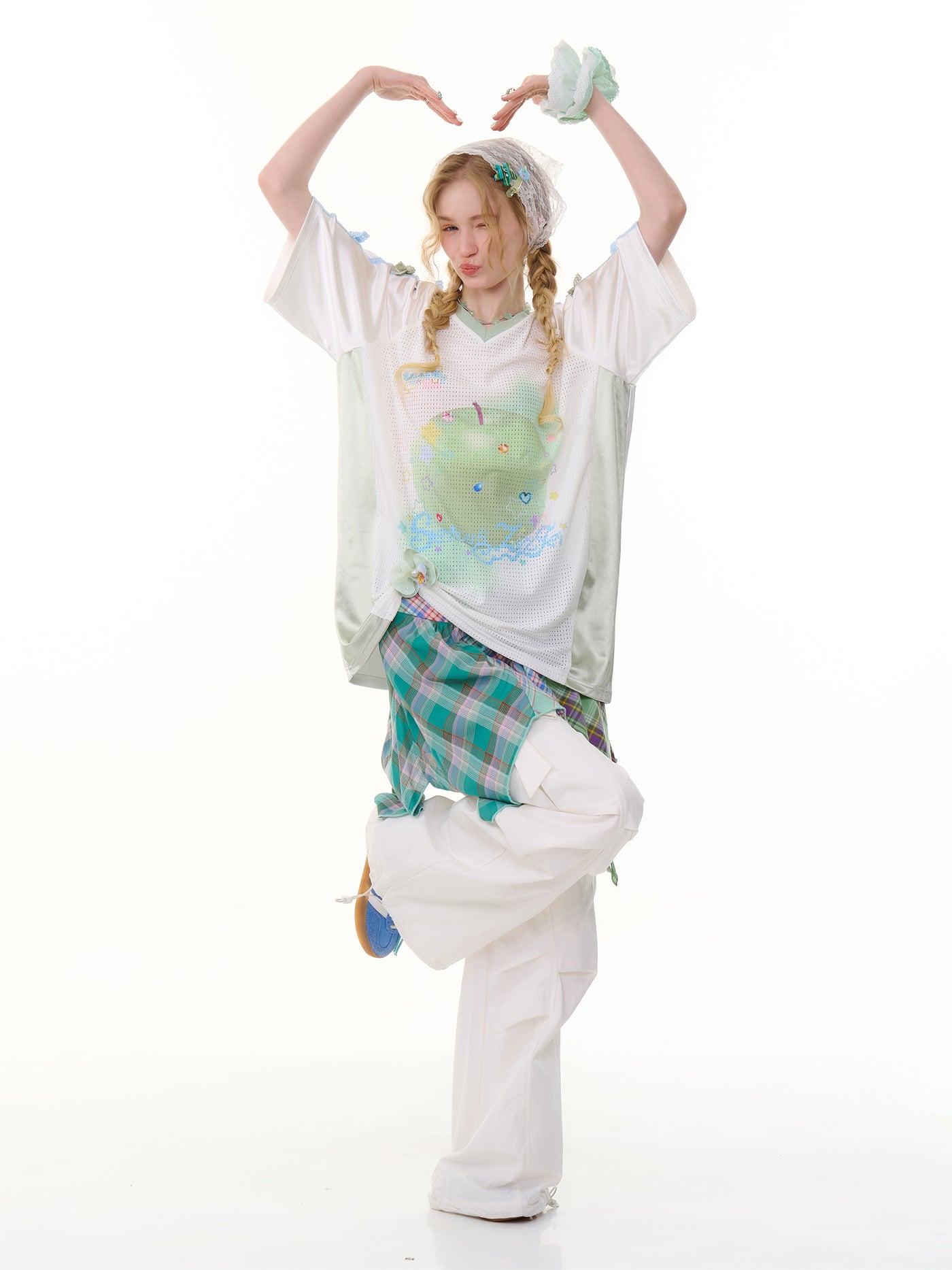 Apple Print Sports Style V-neck T-shirt ZIZ0286